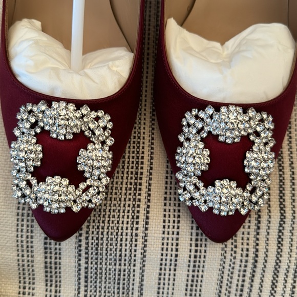 Manolo Blahnik Hangisi - Picture 14 of 16